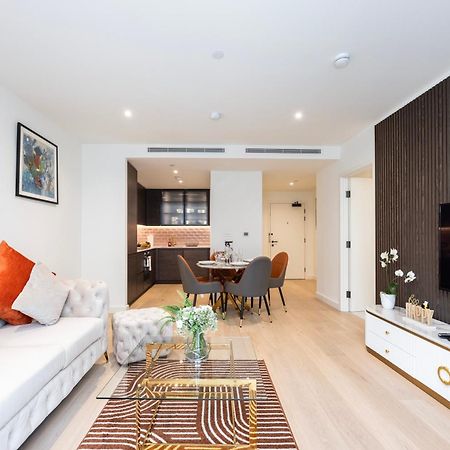 Austin David Apartments Royal Wharf Лондон Екстериор снимка