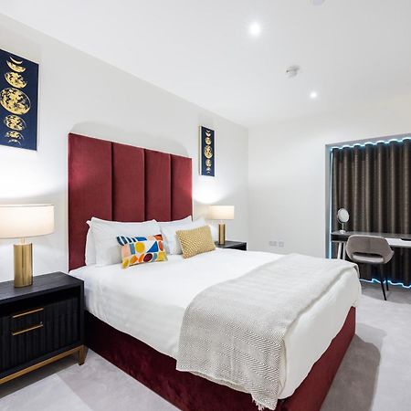 Austin David Apartments Royal Wharf Лондон Екстериор снимка